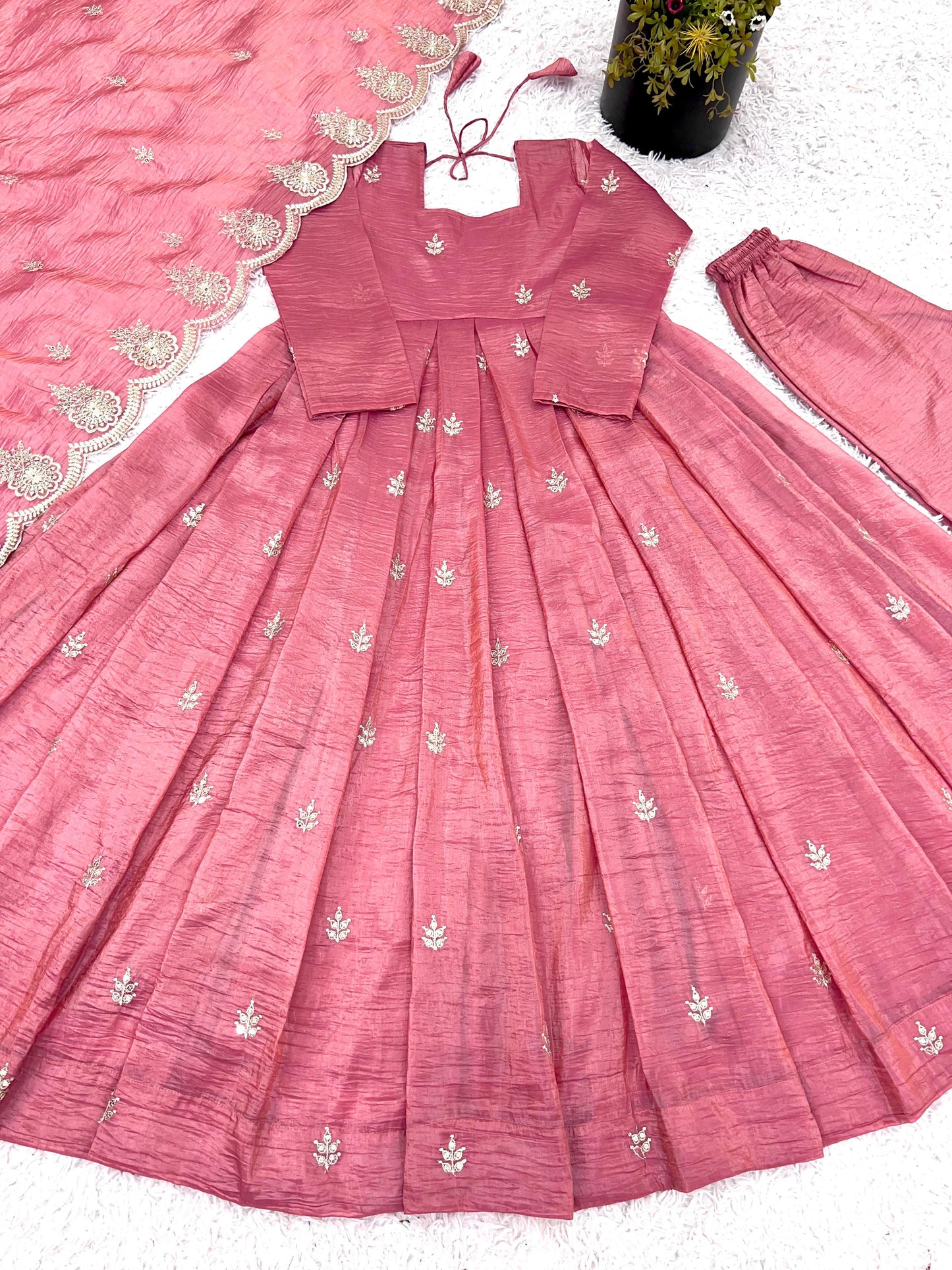 Elegant Rose Pink Anarkali Dress with Golden Embroidery – Traditional Festive Wear